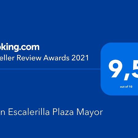 Leon Escalerilla Plaza Mayor Exterior foto